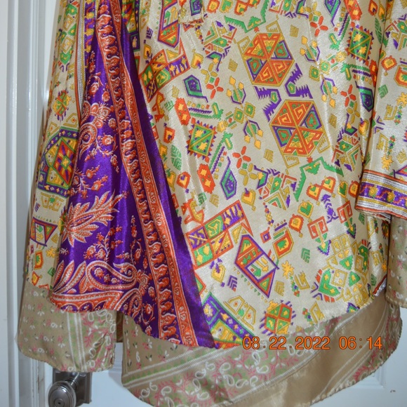 Beautiful layered maxi wrap skirt . - Picture 5 of 8